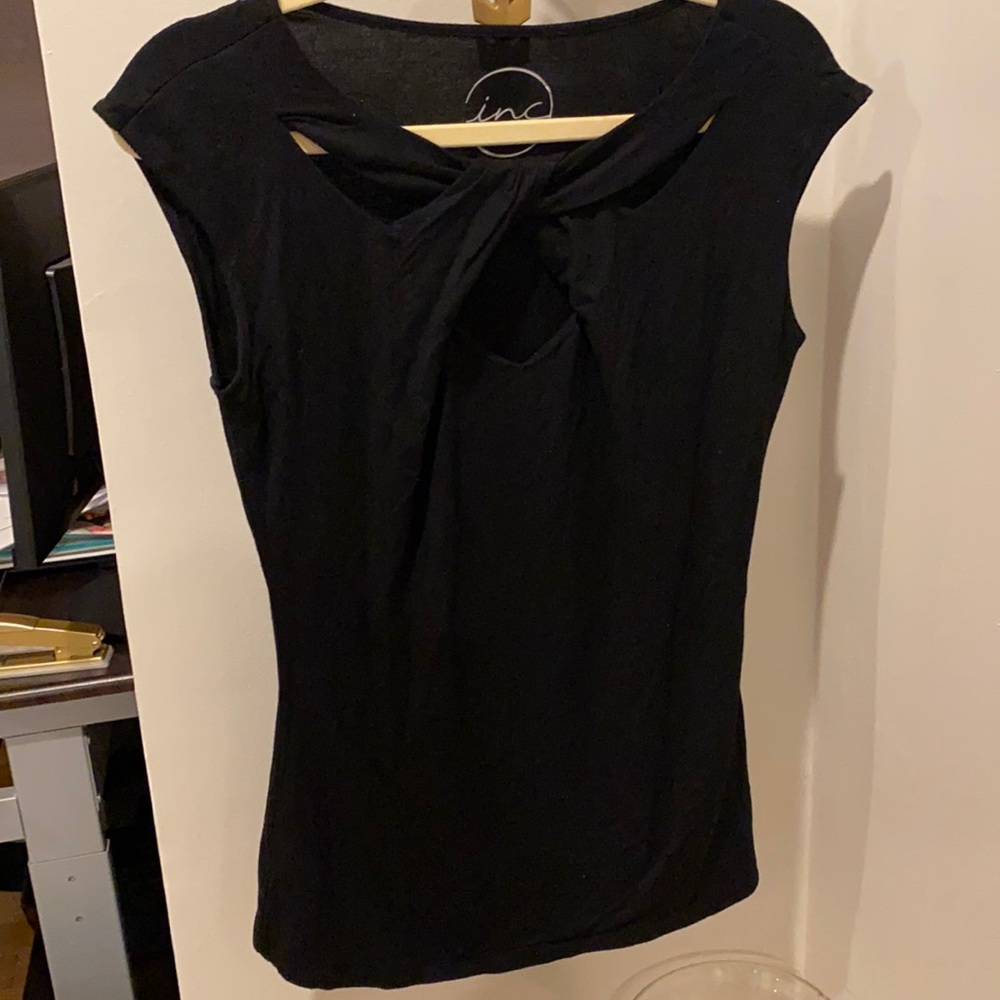 Inc shirt with keyhole front